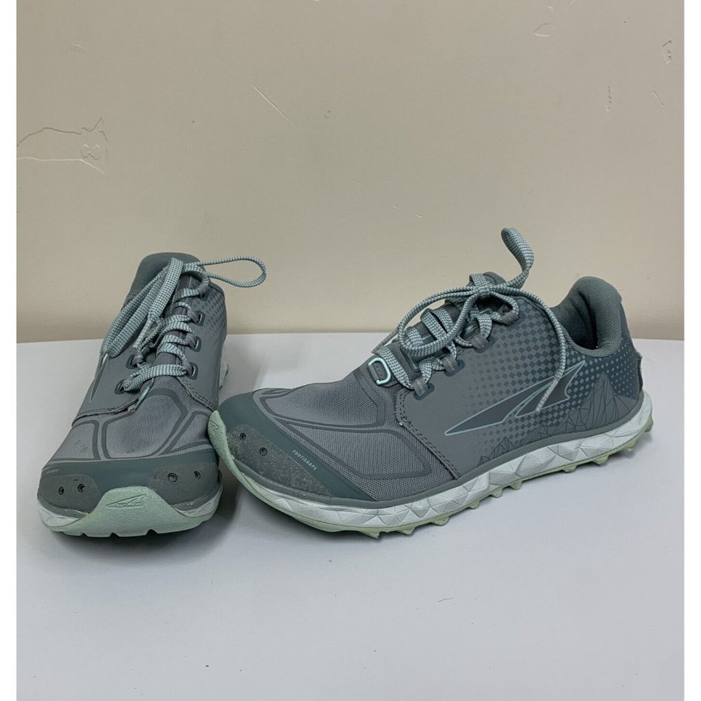 Altra Superior 4.5 Running Shoes Womens Size 8.5 Trail Running